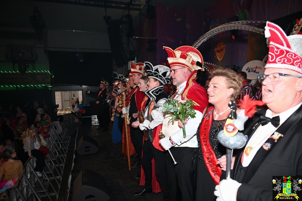 ../Images/Prijsuitreiking grote optocht 2025 010.jpg